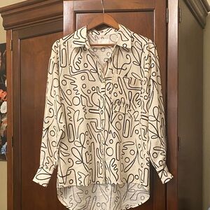 🖤PRICE DROP🖤NWOT Everly Black and Cream Abstract womens Button Down Shirt